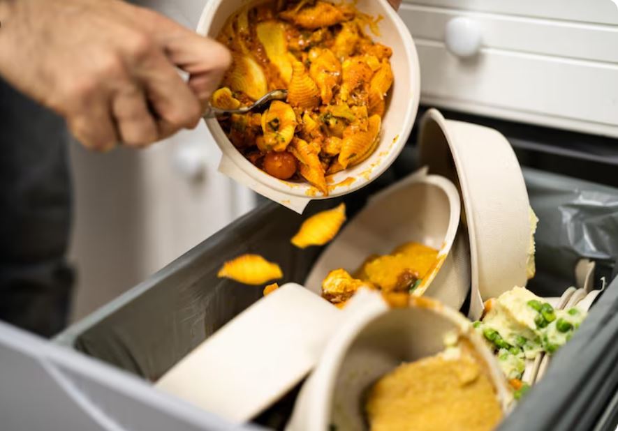 The Average UK Household Wastes £470 of Food Every Year