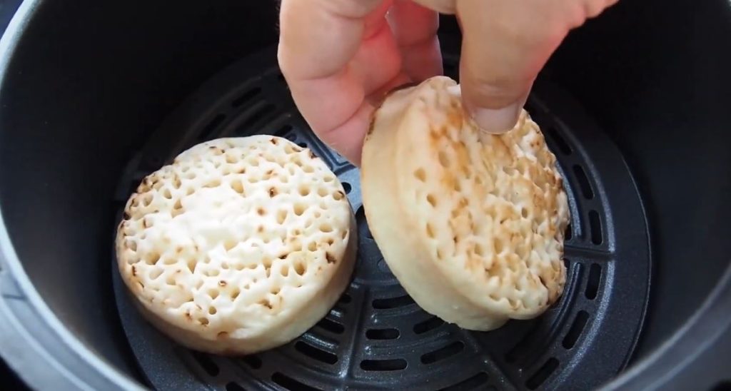 Can you cook a crumpet in an air fryer