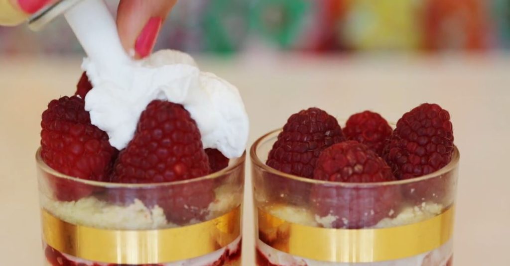 Can you freeze M&S trifle