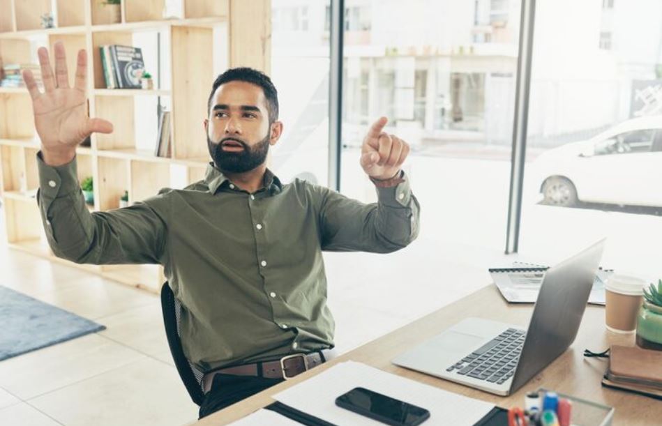The 5 PM Rule That Successful People Swear By — And It's Not About Work