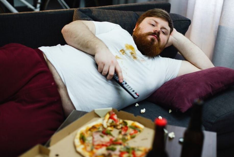The Role Stress and Sleep Play in Weight Gain That No Recipe Can Fix Alone