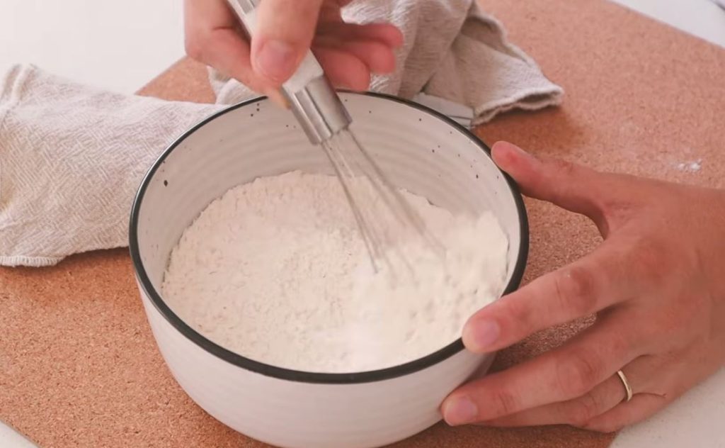 What is self-raising flour called in America What is self-raising flour called in America