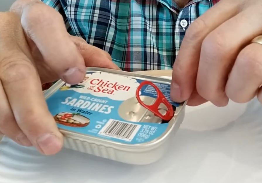 beach cliff sardines in water nutrition facts