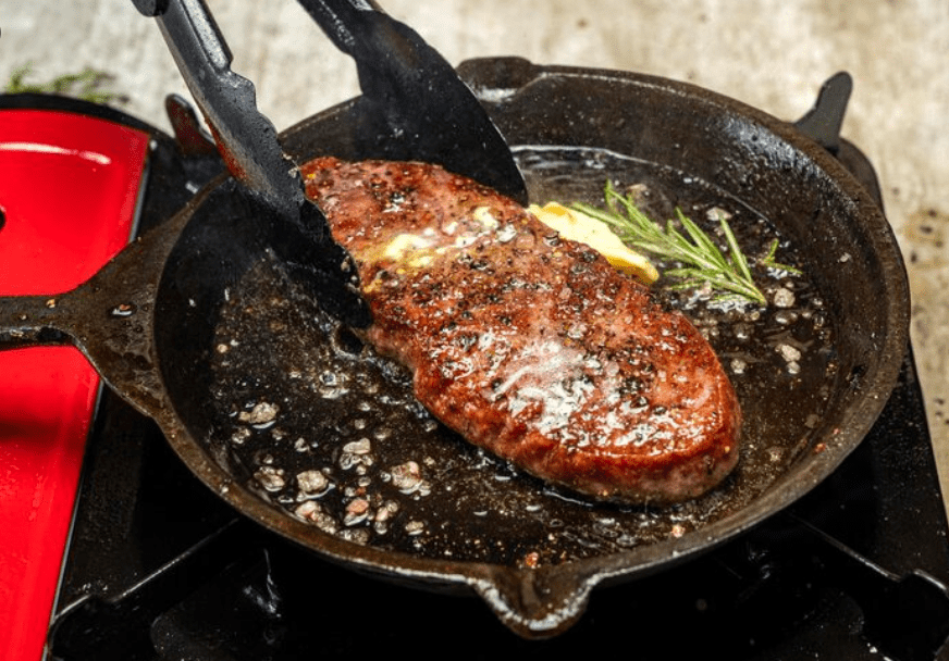 how to cook a sirloin steak in a cast iron skillet