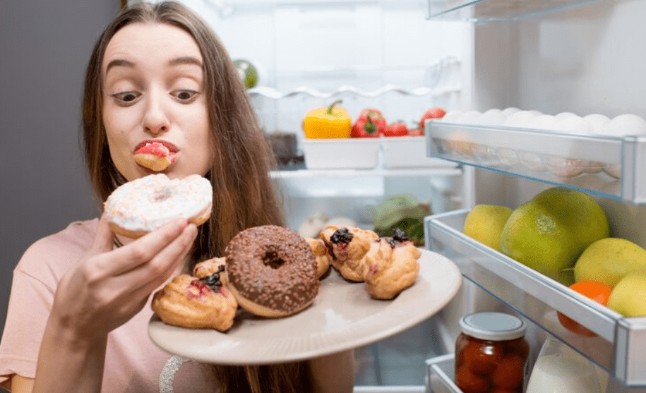 Snacking Habits That Quietly Sabotage Weight Loss