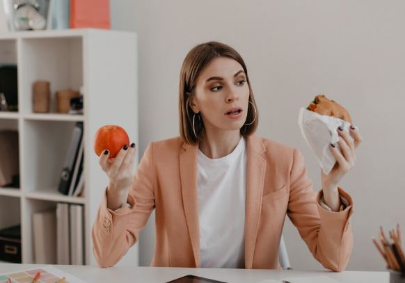 Why Eating More Doesn't Always Lead to Weight Gain — And What Food Habits Actually Do