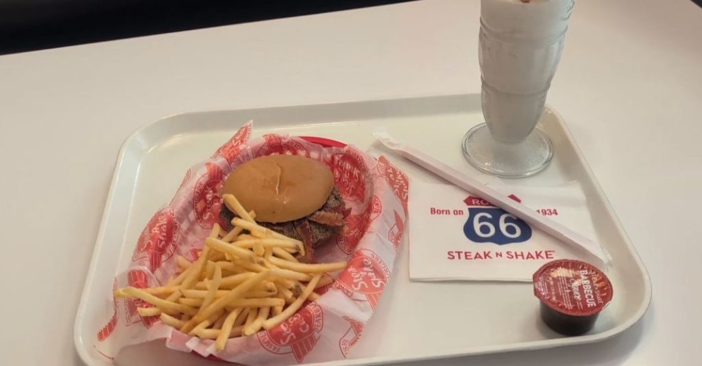 steak n shake maga